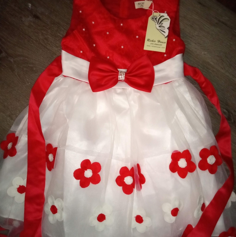 Girl Party or Bridal Dress with Full Skirt size 4
